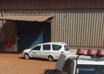 Jovem trabalhador morre após peça de 20 quilos cair sobre ele em armazém de grãos